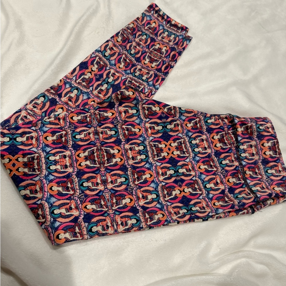 AZ I AM Leggings- Discontinued Pattern